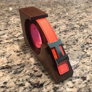 Belt Display Holder in Walnut